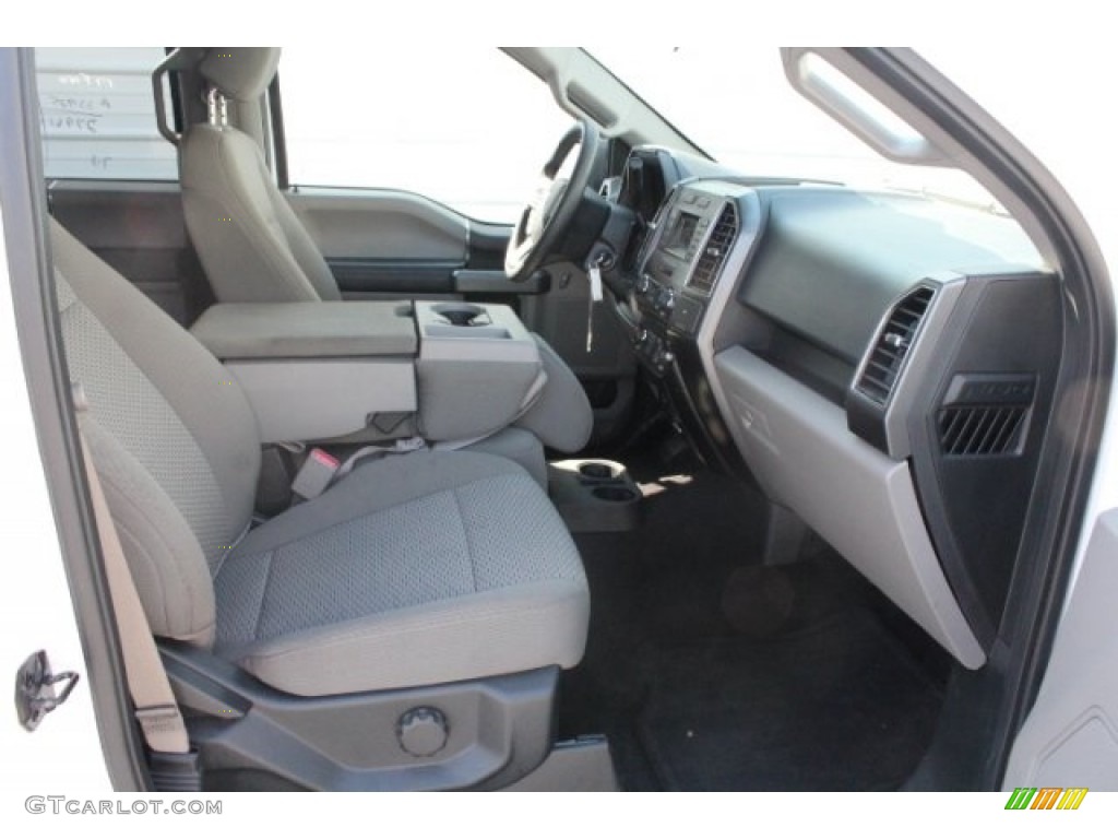 2017 F150 XLT SuperCrew - Oxford White / Earth Gray photo #33