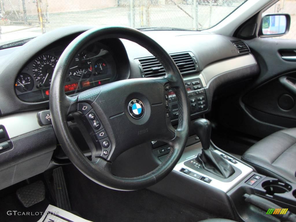 2004 3 Series 325xi Sedan - Jet Black / Black photo #5