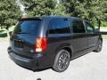 Black Onyx - Grand Caravan GT Photo No. 6