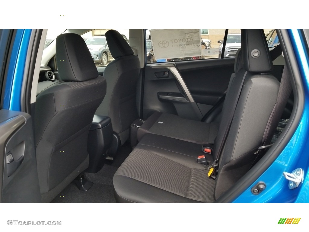 2018 RAV4 LE - Electric Storm Blue / Black photo #4
