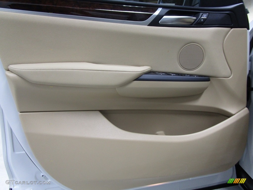 2016 X3 xDrive28i - Mineral White Metallic / Sand Beige photo #10