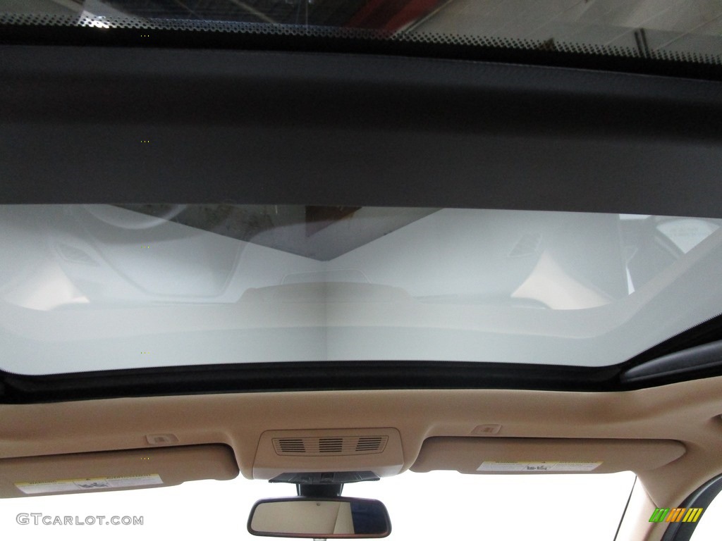 2016 X3 xDrive28i - Mineral White Metallic / Sand Beige photo #24
