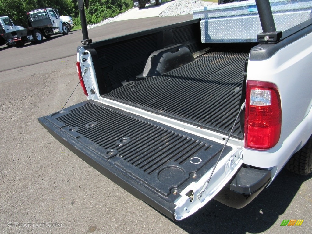 2015 F250 Super Duty XL Regular Cab - Oxford White / Steel photo #15