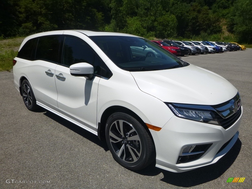 White Diamond Pearl 2019 Honda Odyssey Elite Exterior Photo #128161392