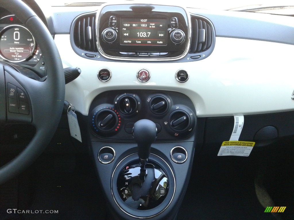 2018 Fiat 500 Pop Nero (Black) Dashboard Photo #128163735