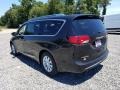 2018 Brilliant Black Crystal Pearl Chrysler Pacifica Touring L  photo #4