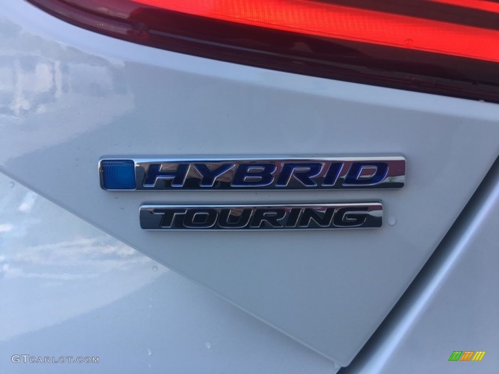 2019 Honda Insight Touring Marks and Logos Photo #128167538