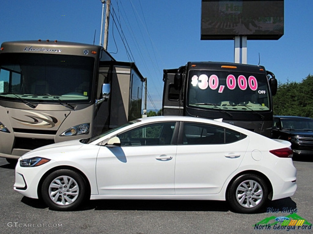 2017 Elantra SE - White / Beige photo #2