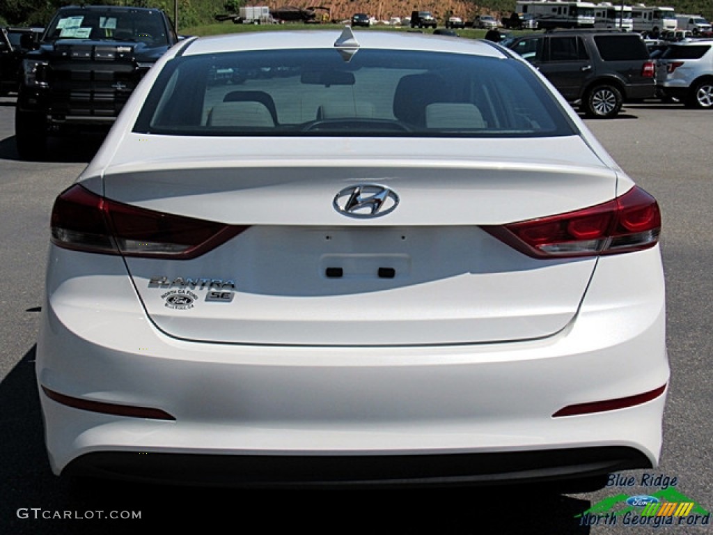 2017 Elantra SE - White / Beige photo #4