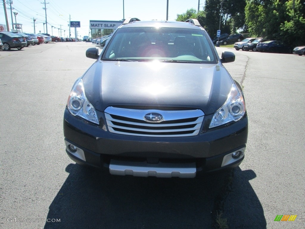 2011 Outback 3.6R Limited Wagon - Graphite Gray Metallic / Off Black photo #3