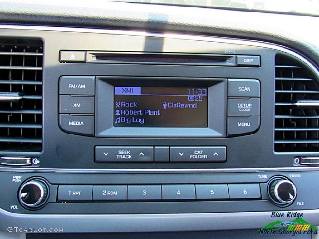 2017 Elantra SE - White / Beige photo #18