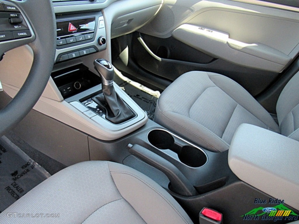 2017 Elantra SE - White / Beige photo #21