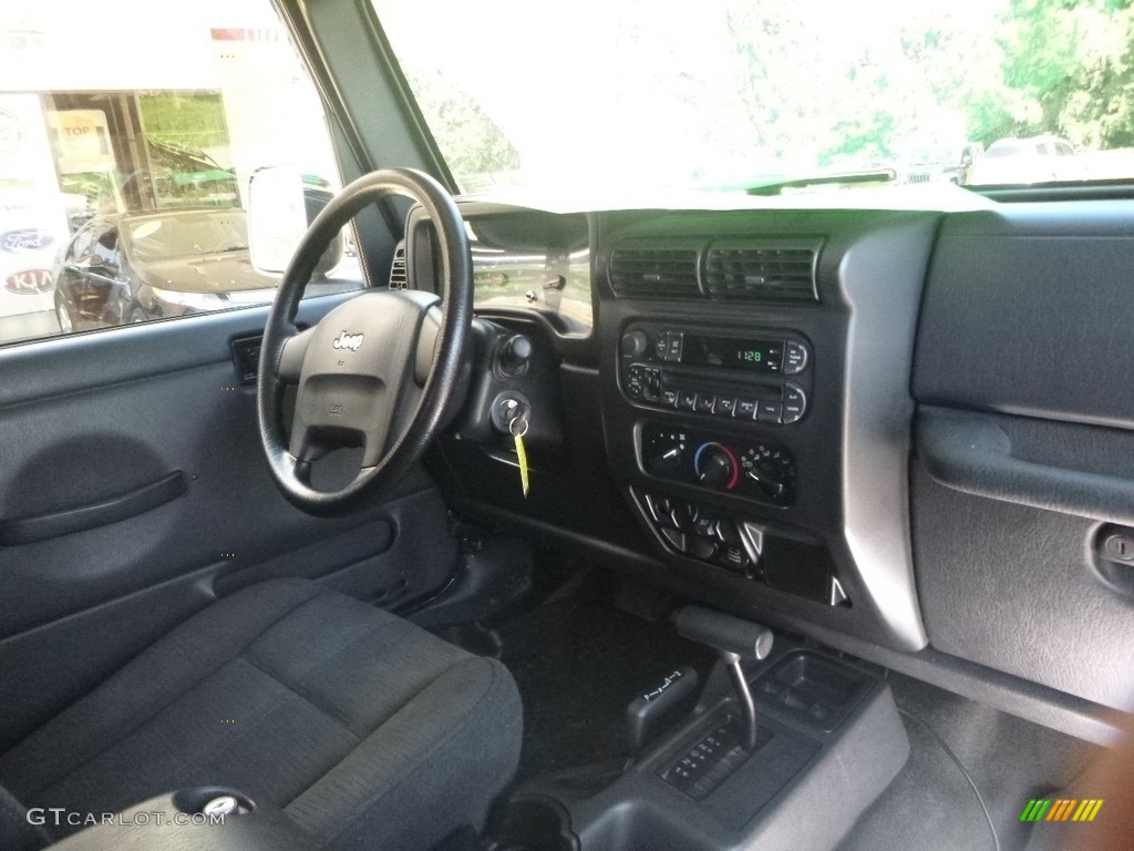 2004 Wrangler Unlimited 4x4 - Patriot Blue Pearl / Dark Slate Gray photo #11