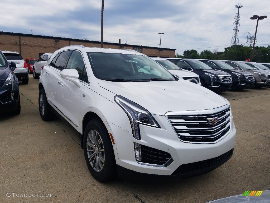 Crystal White Tricoat 2018 Cadillac XT5 Luxury Exterior Photo #128179417