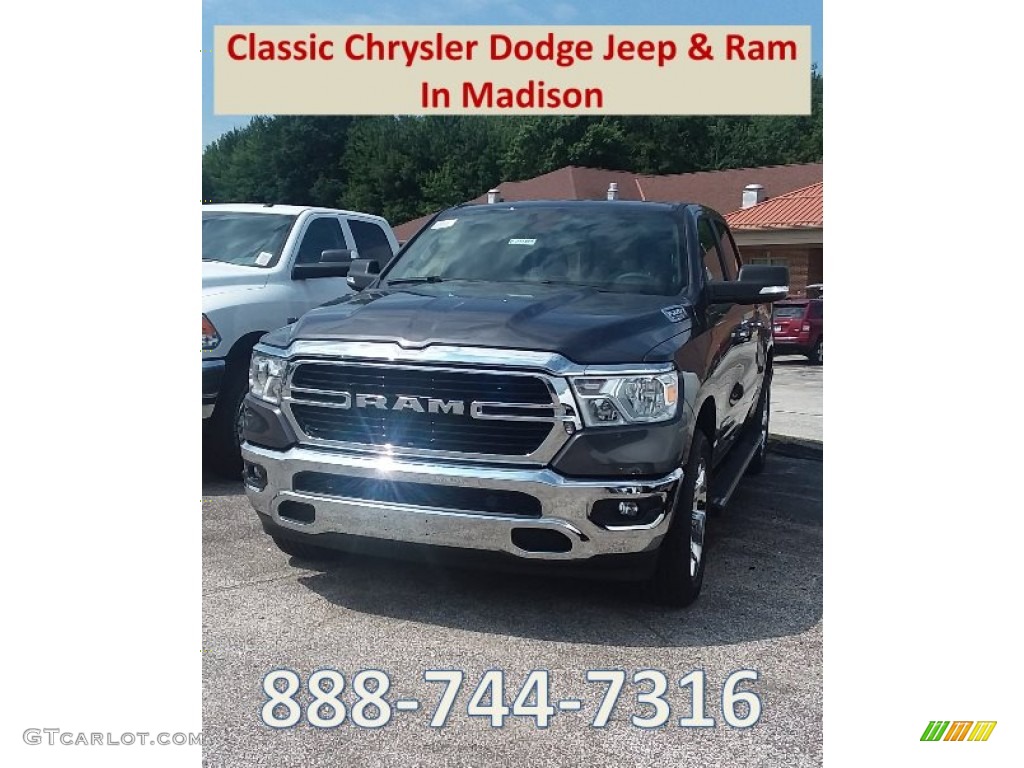 2019 1500 Big Horn Crew Cab 4x4 - Granite Crystal Metallic / Black photo #1