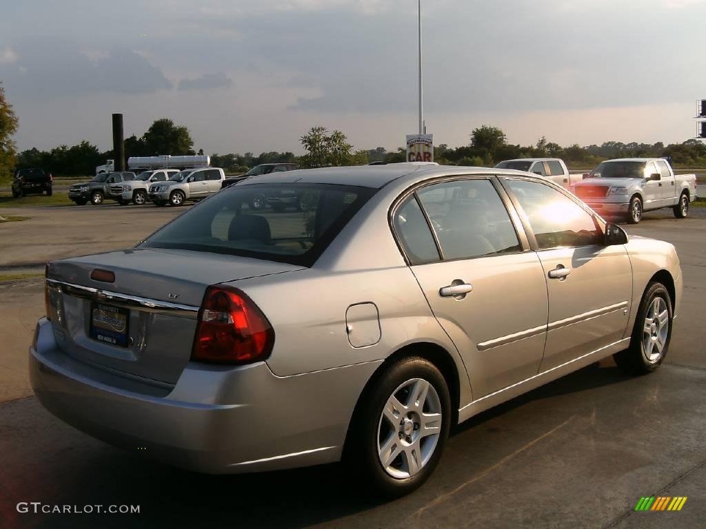 2006 Malibu LT Sedan - Silverstone Metallic / Titanium Gray photo #5