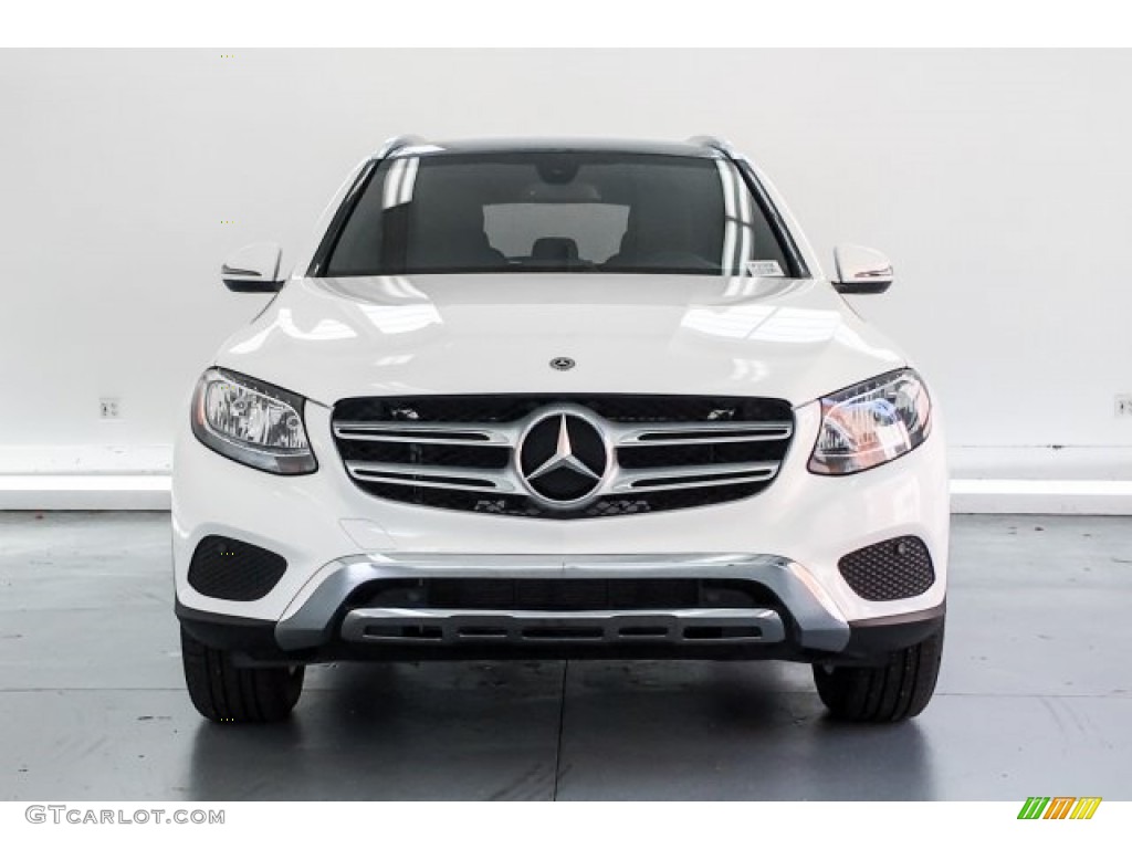 2017 GLC 300 - Polar White / Black photo #2