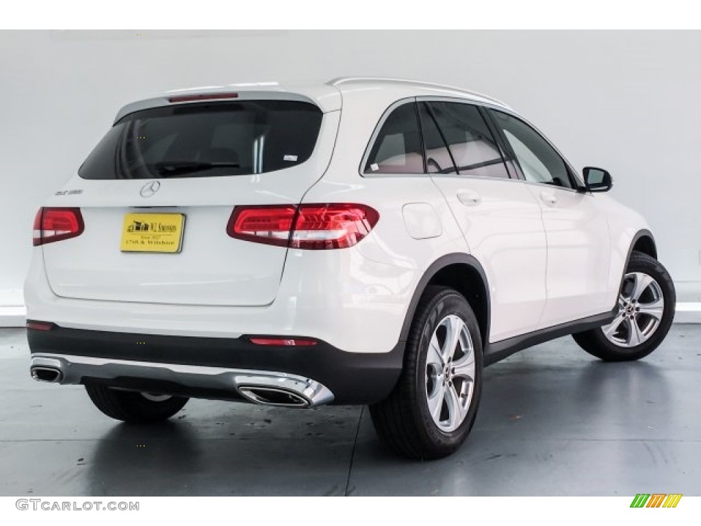 2017 GLC 300 - Polar White / Black photo #16