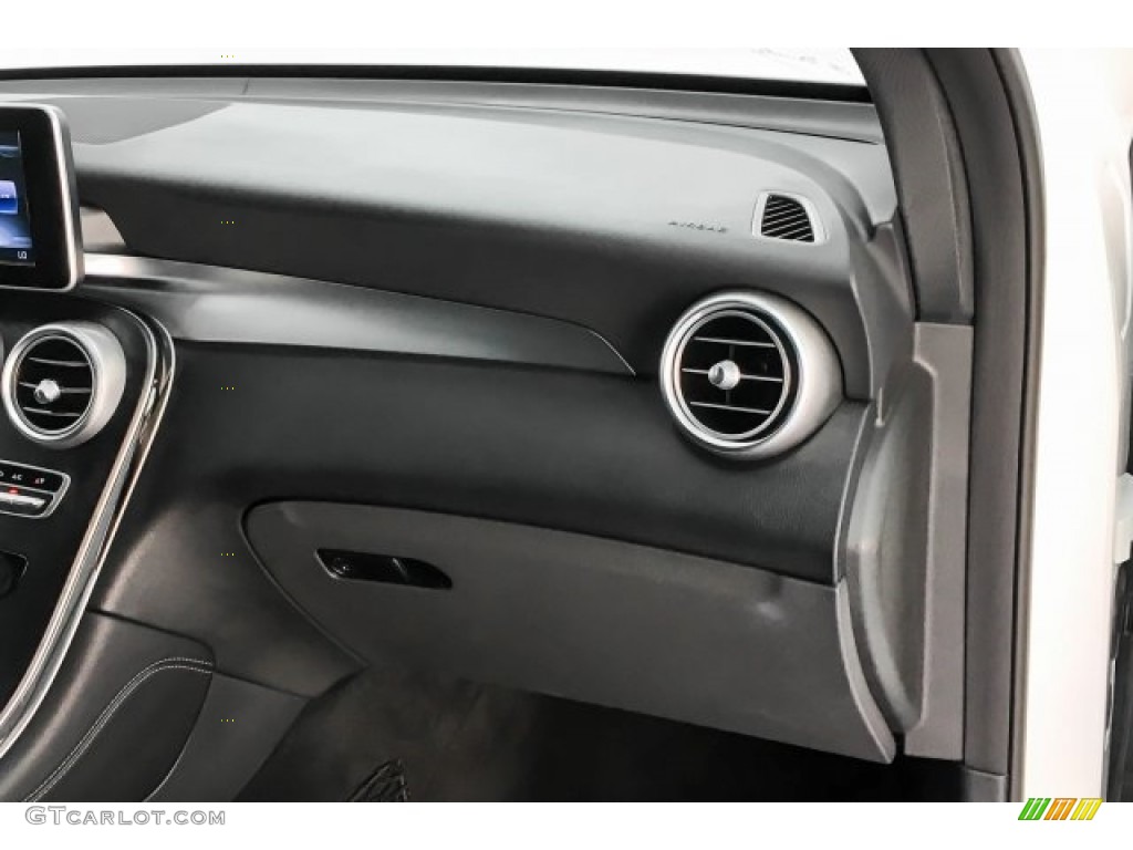 2017 GLC 300 - Polar White / Black photo #27