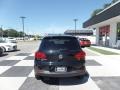Deep Black Pearl - Tiguan S Photo No. 4