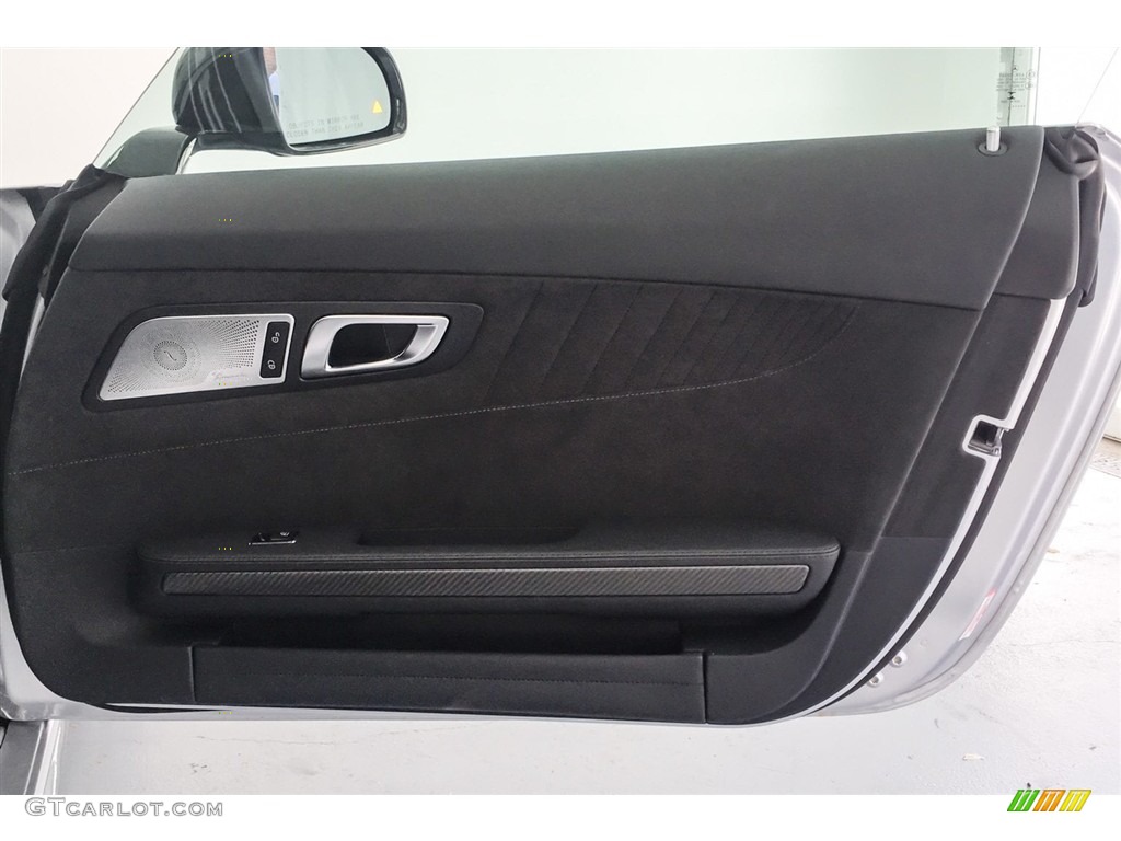 2018 Mercedes-Benz AMG GT R Coupe Black Door Panel Photo #128199144