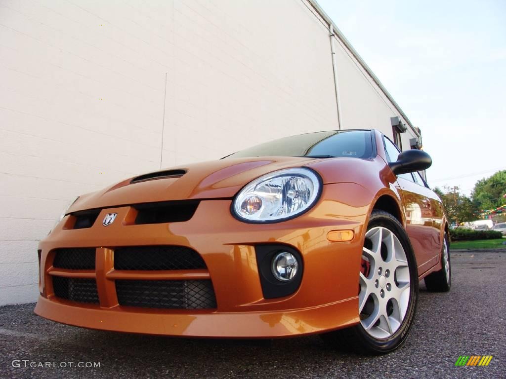 2005 Neon SRT-4 - Orange Blast Pearlcoat / Dark Slate Gray photo #1
