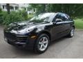 Black - Macan  Photo No. 1
