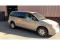 2009 Light Sandstone Metallic Chrysler Town & Country LX  photo #4