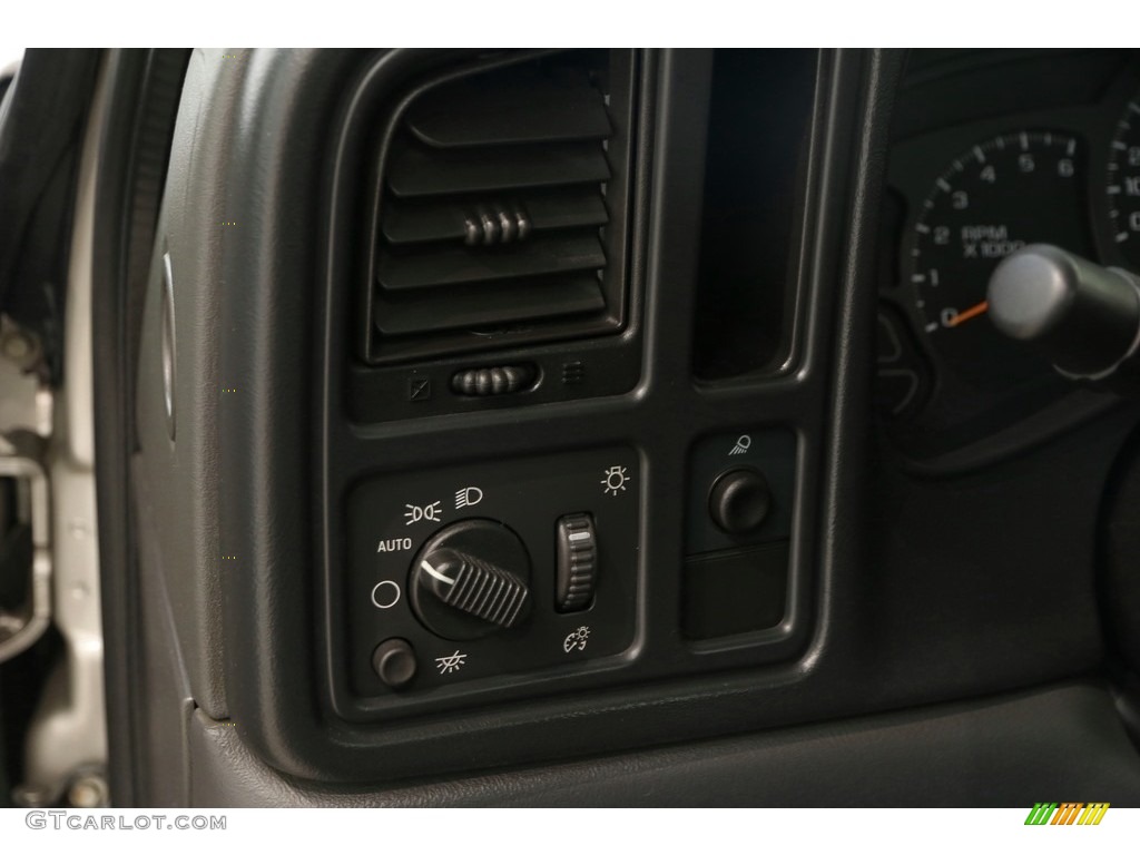 2004 Silverado 1500 Regular Cab - Silver Birch Metallic / Dark Charcoal photo #5