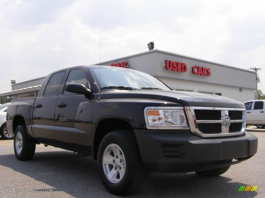 2008 Dakota SXT Crew Cab - Brilliant Black / Dark Slate Gray/Medium Slate Gray photo #1