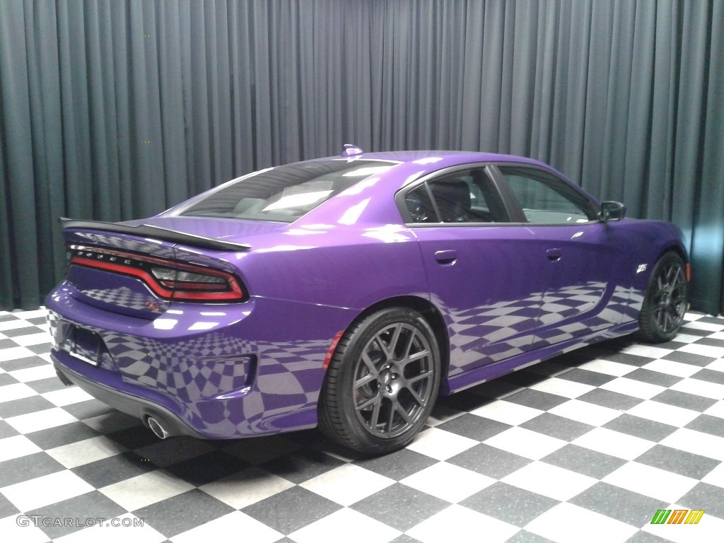 2018 Charger R/T Scat Pack - Plum Crazy Pearl / Black photo #6