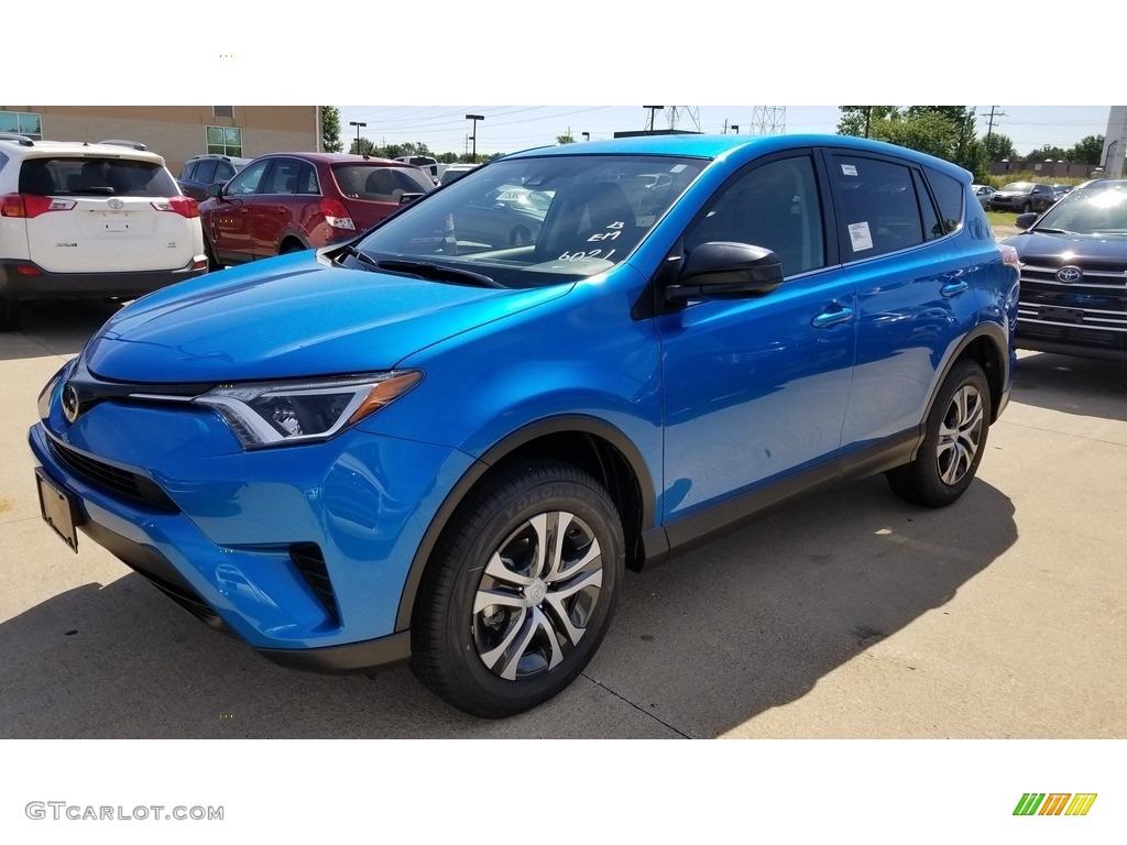 2018 RAV4 LE - Electric Storm Blue / Black photo #1