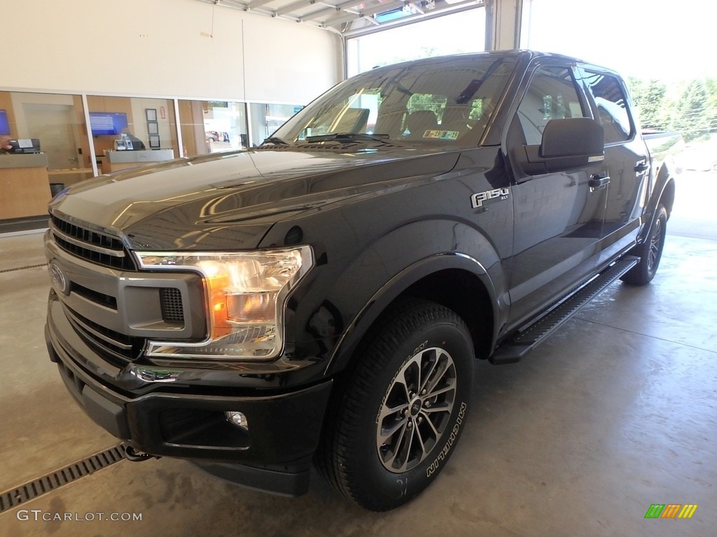 2018 F150 XLT SuperCrew 4x4 - Shadow Black / Black photo #4