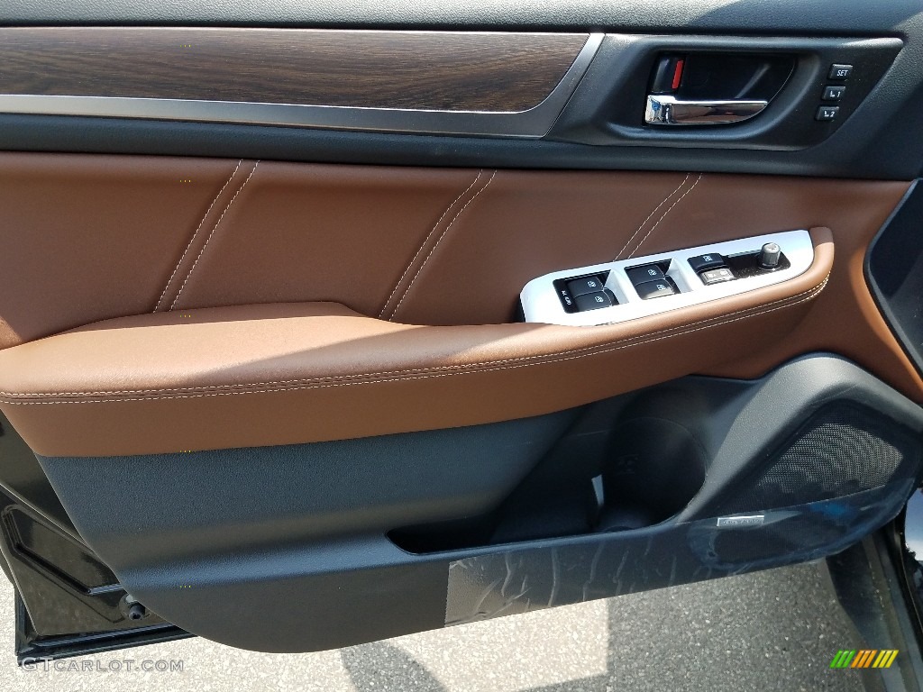 2018 Subaru Outback 2.5i Touring Java Brown Door Panel Photo #128219474