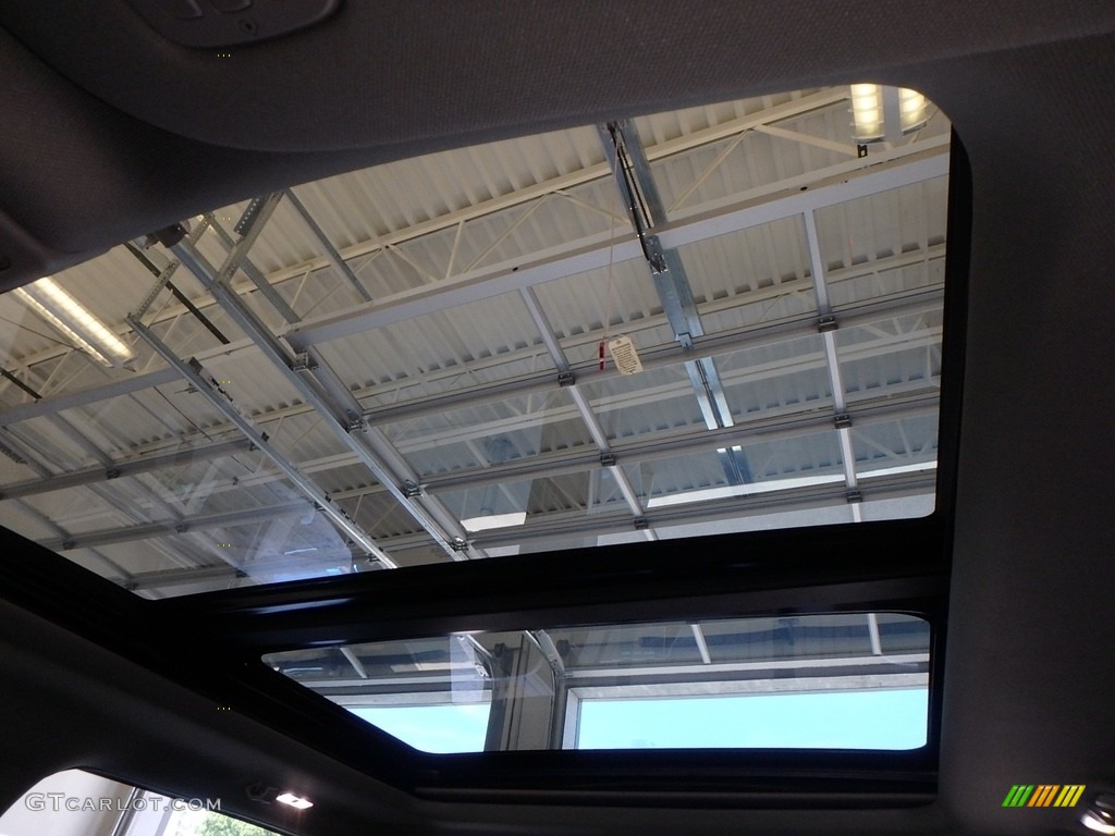 2018 F150 Lariat SuperCrew 4x4 - White Gold / Black photo #11