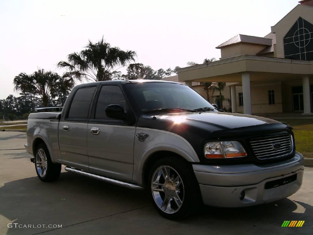 2003 F150 Harley-Davidson SuperCrew - Black/Silver Metallic / Black/Silver photo #1