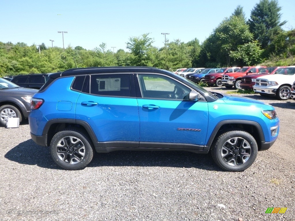 2018 Compass Trailhawk 4x4 - Laser Blue Pearl / Black/Ruby Red photo #6