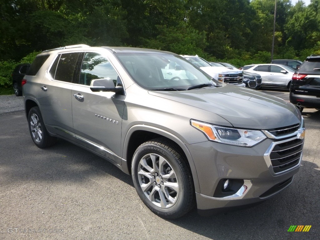 Pepperdust Metallic 2019 Chevrolet Traverse Premier AWD Exterior Photo #128228231