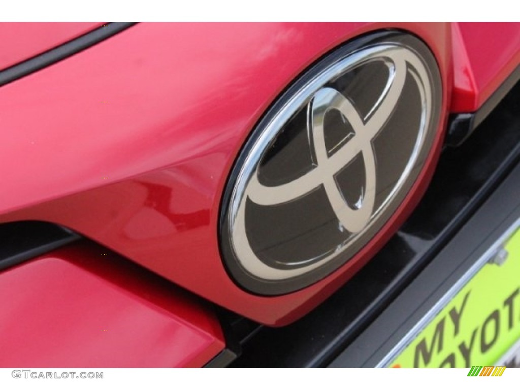 2019 Corolla SE - Barcelona Red Metallic / Black photo #11