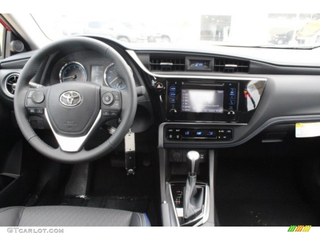 2019 Corolla SE - Barcelona Red Metallic / Black photo #23