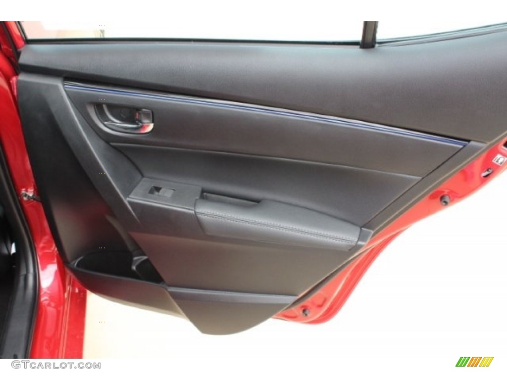 2019 Corolla SE - Barcelona Red Metallic / Black photo #26