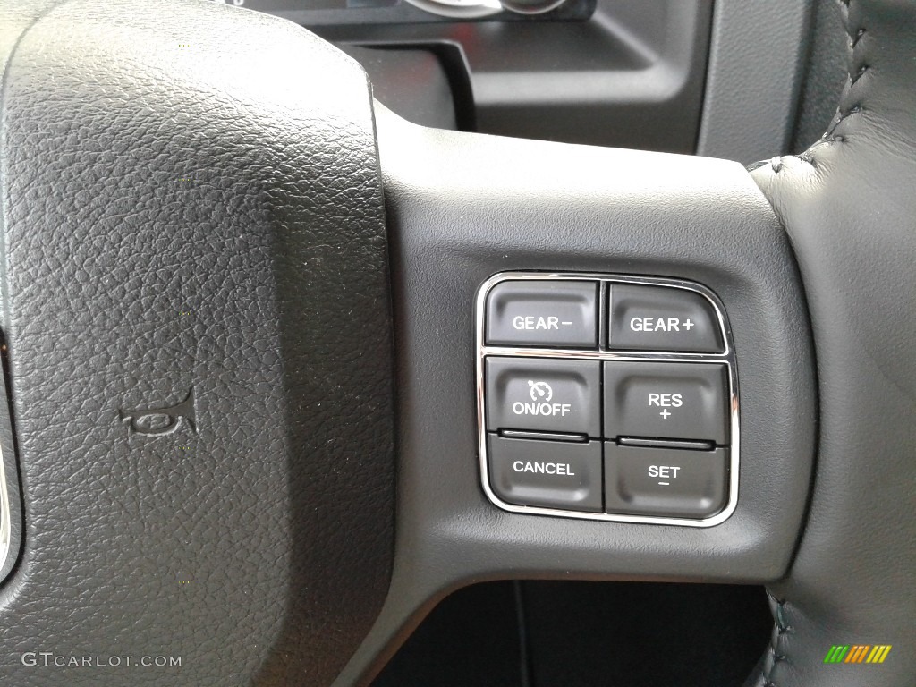 2018 1500 Big Horn Crew Cab 4x4 - Bright White / Black/Diesel Gray photo #18