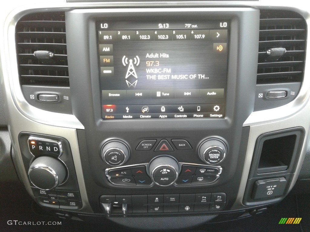 2018 1500 Big Horn Crew Cab 4x4 - Bright White / Black/Diesel Gray photo #20