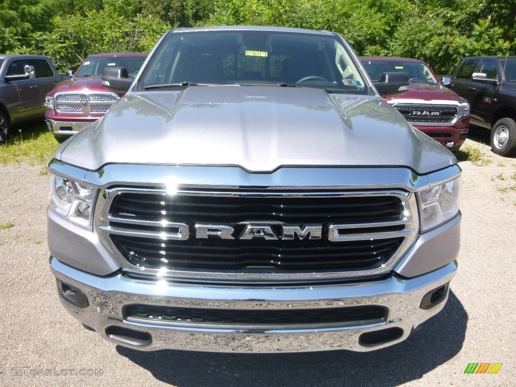 2019 1500 Big Horn Crew Cab 4x4 - Billett Silver Metallic / Black photo #8
