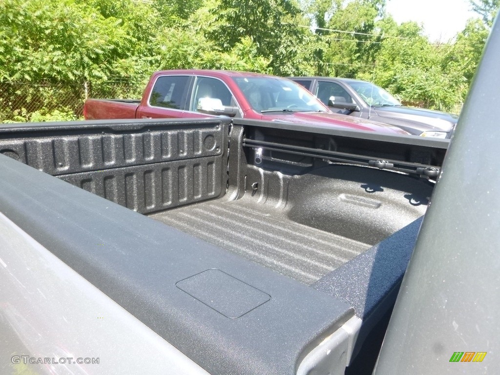 2019 1500 Big Horn Crew Cab 4x4 - Billett Silver Metallic / Black photo #13