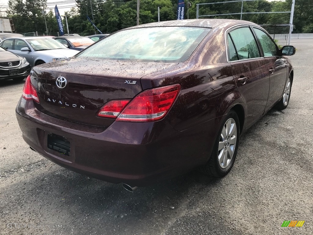 2005 Avalon XLS - Cassis Red Pearl / Light Gray photo #8