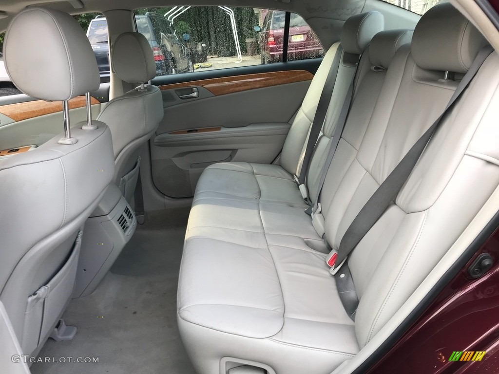 2005 Avalon XLS - Cassis Red Pearl / Light Gray photo #18