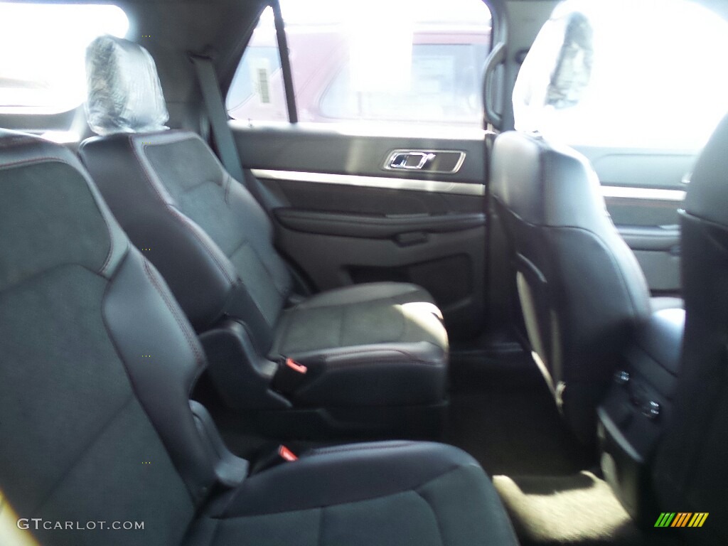 2018 Explorer XLT 4WD - Shadow Black / Ebony Black photo #5