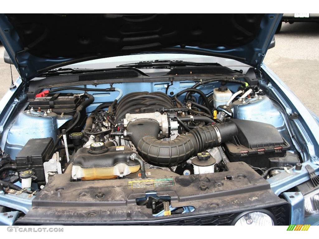 2005 Mustang GT Deluxe Coupe - Windveil Blue Metallic / Dark Charcoal photo #17