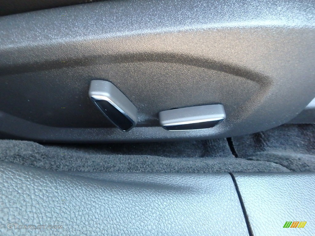2013 Fusion Titanium AWD - Ingot Silver Metallic / Charcoal Black photo #13